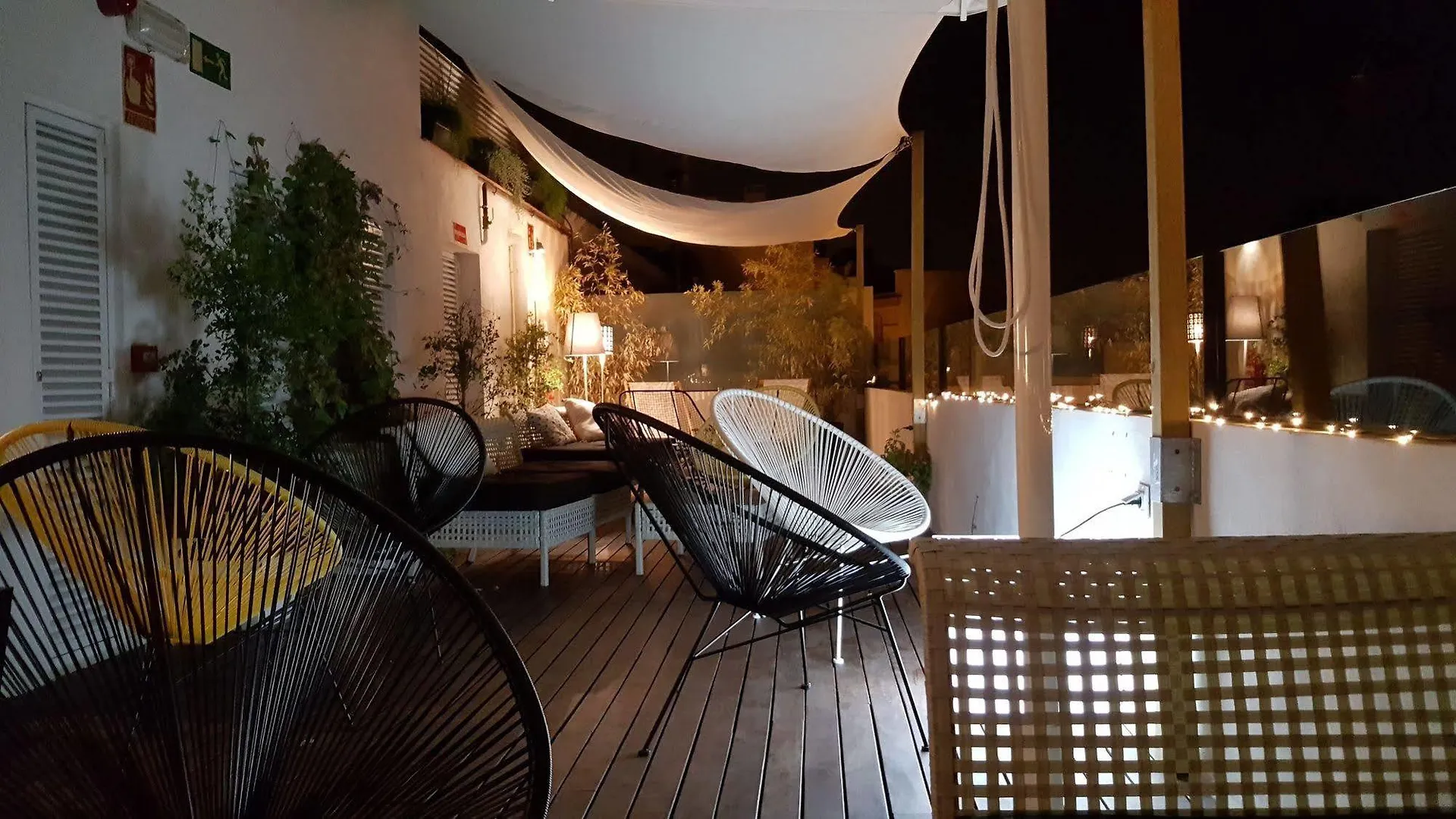 The Corner House Hotel Seville